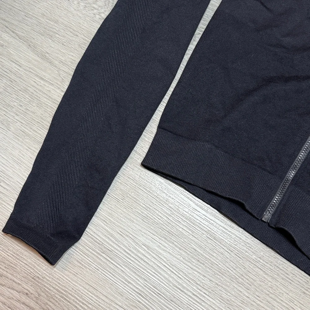 Fabletics Black Cropped Seamless Jacket - Picture 8 of 11